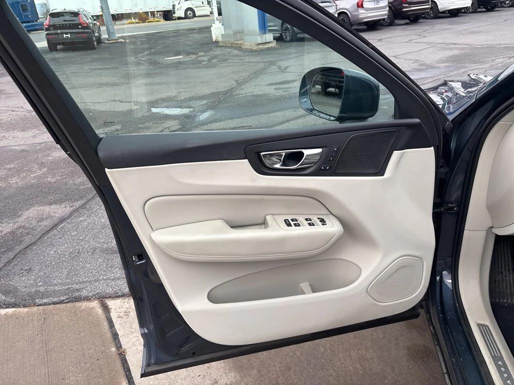 used 2019 Volvo XC60 car, priced at $20,587