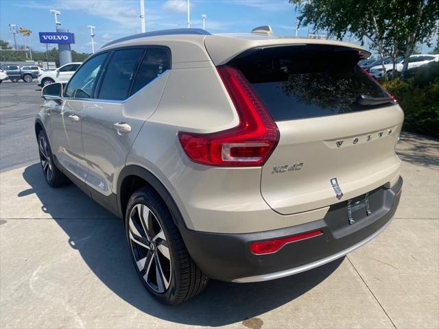 new 2025 Volvo XC40 car, priced at $48,040