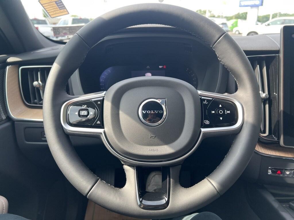 new 2026 Volvo XC60 car, priced at $58,360