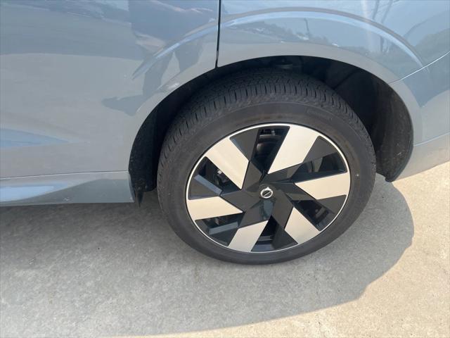 used 2024 Volvo XC60 Recharge Plug-In Hybrid car, priced at $53,695