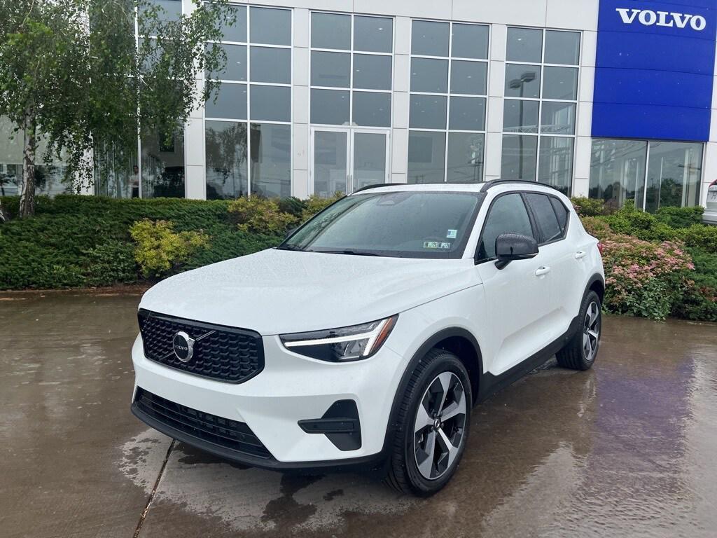 new 2026 Volvo XC40 car, priced at $46,900