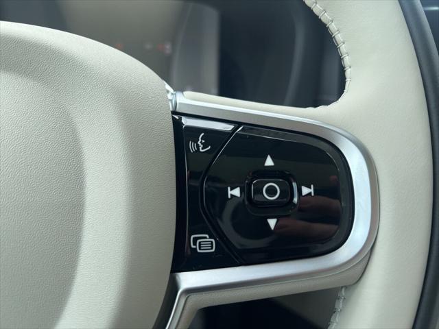 new 2026 Volvo XC60 car, priced at $63,935