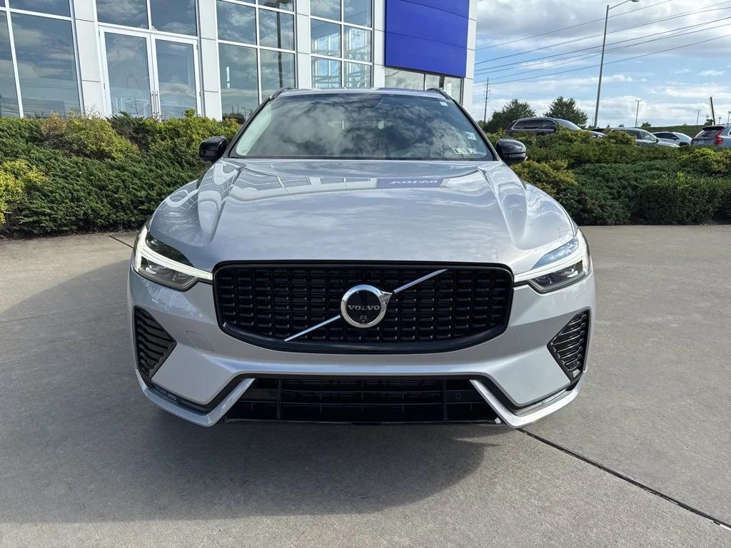 used 2025 Volvo XC60 car, priced at $43,995