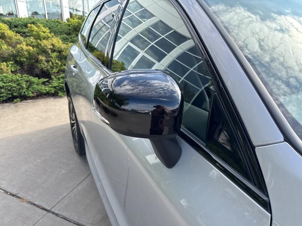 used 2025 Volvo XC60 car, priced at $43,995