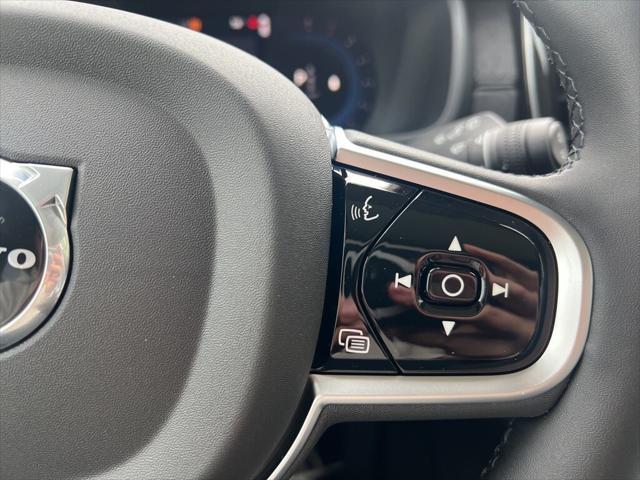new 2025 Volvo XC90 car, priced at $69,245