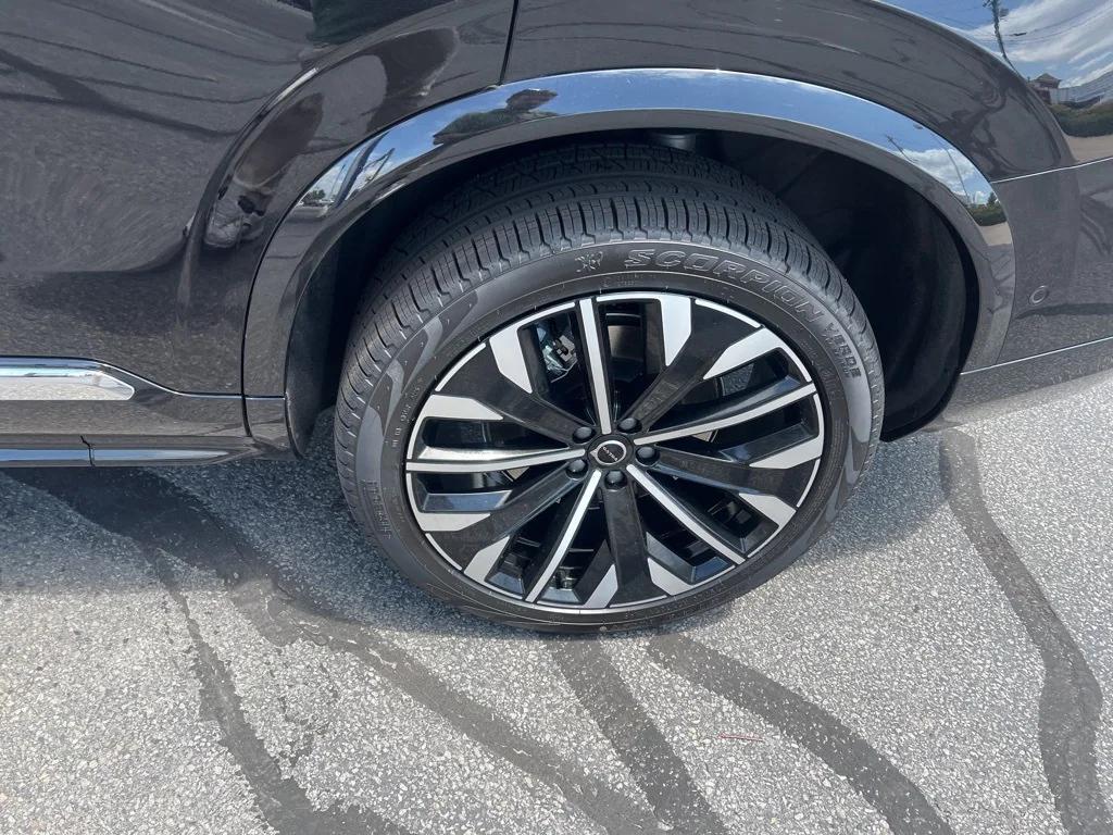new 2025 Volvo XC90 car, priced at $66,245