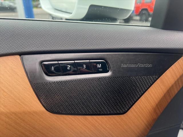 used 2022 Volvo XC90 Recharge Plug-In Hybrid car, priced at $41,815