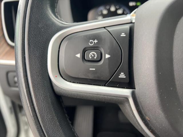 used 2021 Volvo XC60 car, priced at $28,995