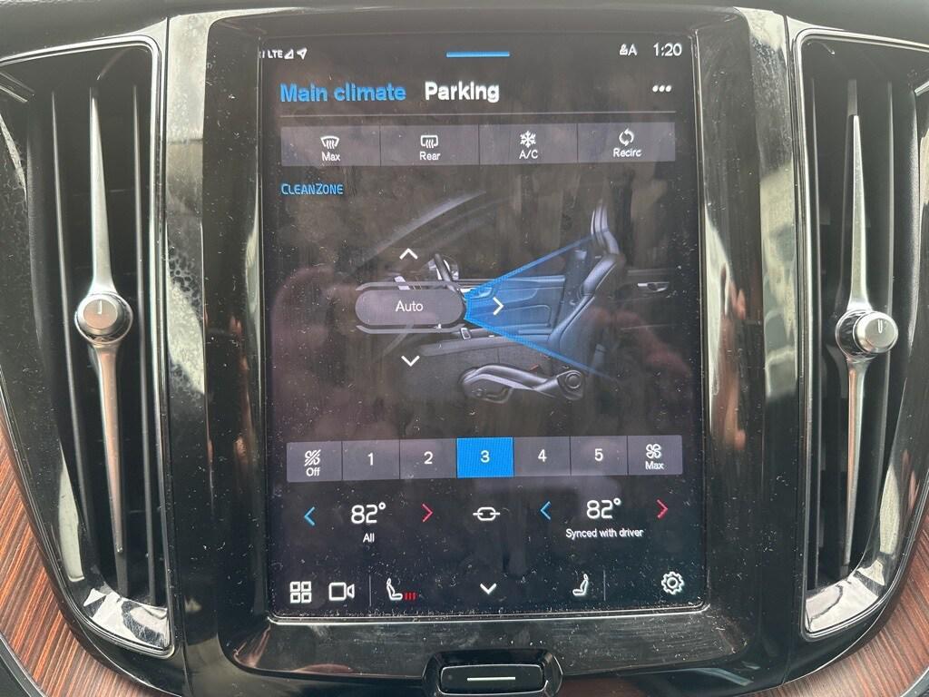 used 2024 Volvo XC60 car, priced at $37,495