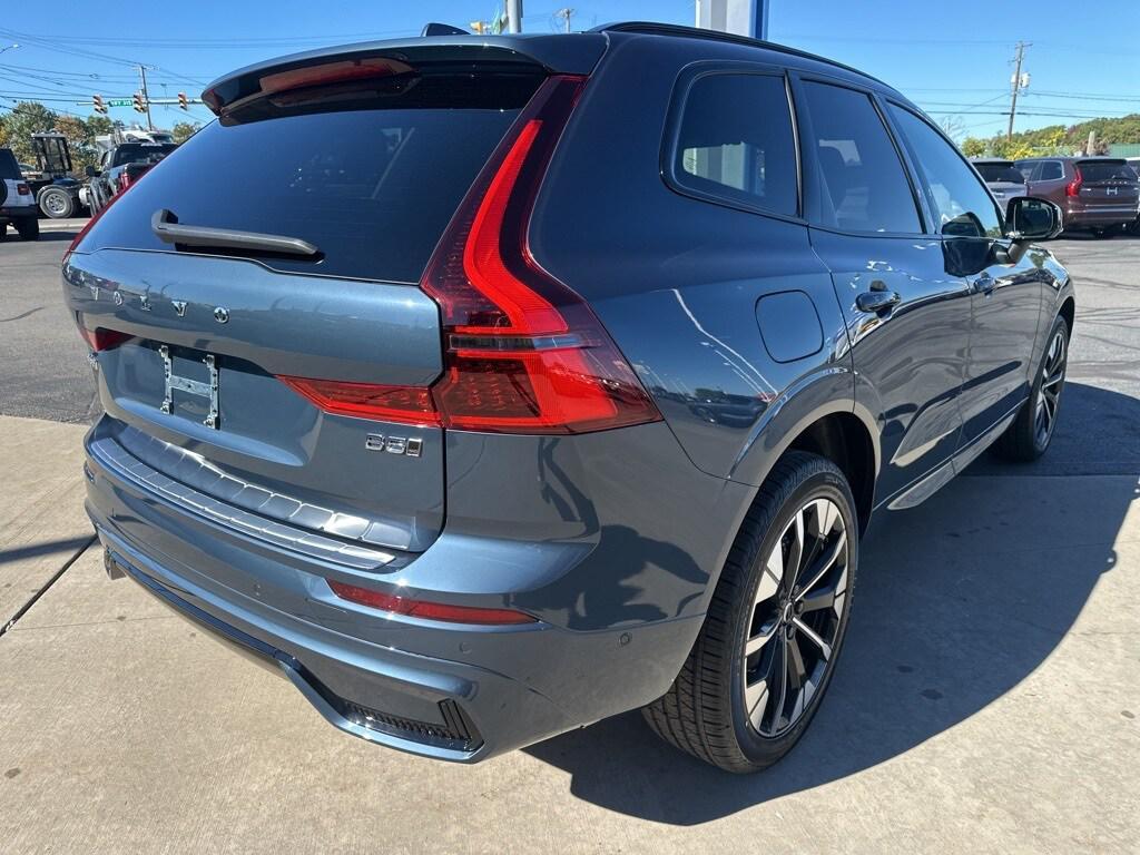 new 2026 Volvo XC60 car, priced at $55,985