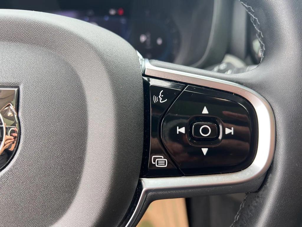 used 2025 Volvo XC60 car, priced at $42,995