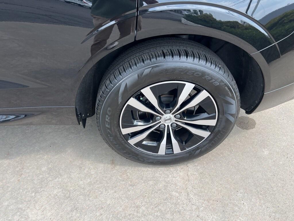 used 2024 Volvo XC60 car, priced at $37,880