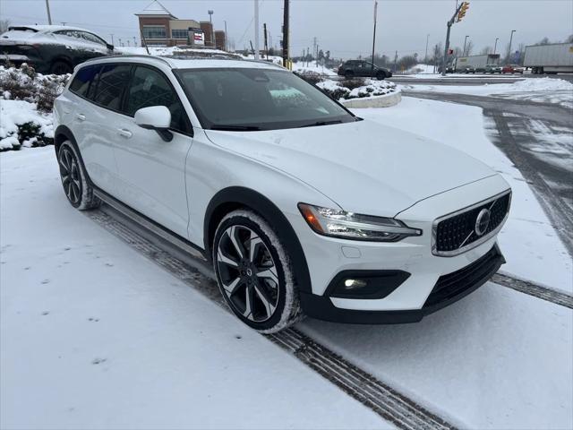 new 2025 Volvo V60 Cross Country car, priced at $61,725