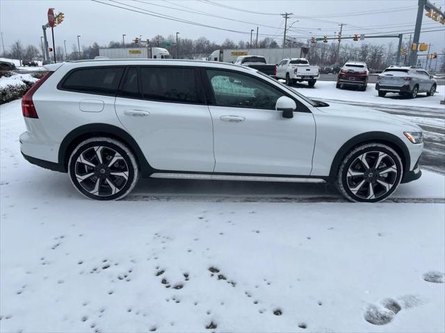 new 2025 Volvo V60 Cross Country car, priced at $61,725