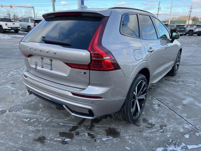 new 2025 Volvo XC60 car, priced at $59,885