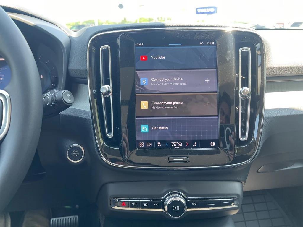 new 2025 Volvo XC40 car, priced at $47,810