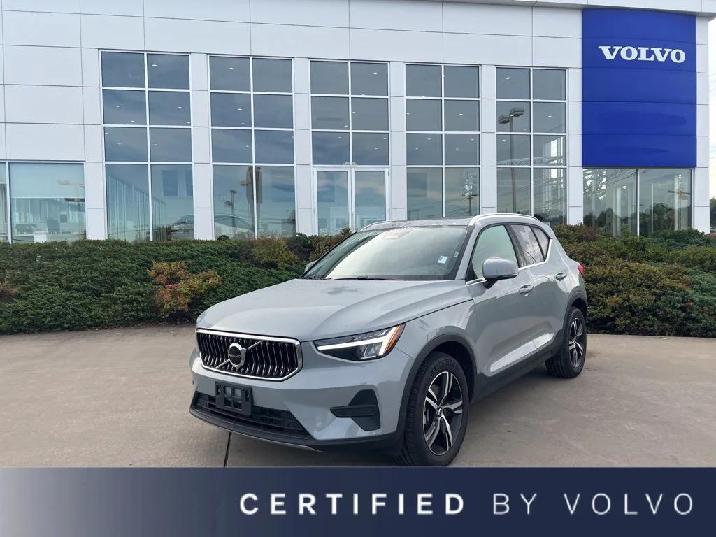 used 2025 Volvo XC40 car, priced at $33,995