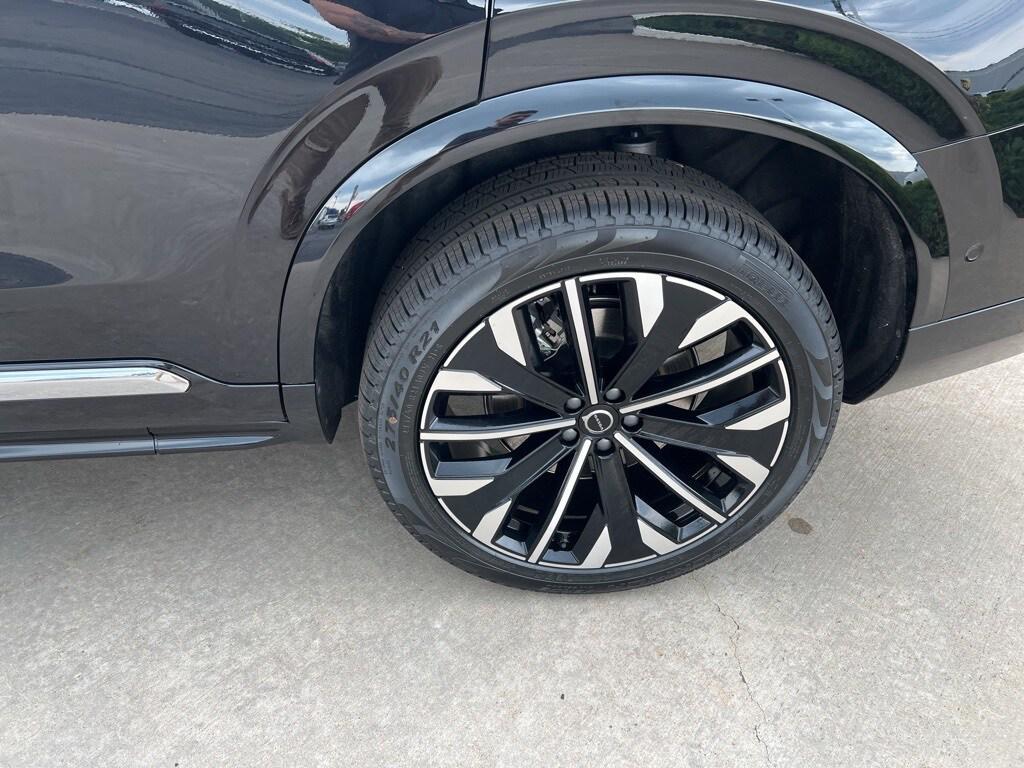 new 2025 Volvo XC90 car, priced at $66,245