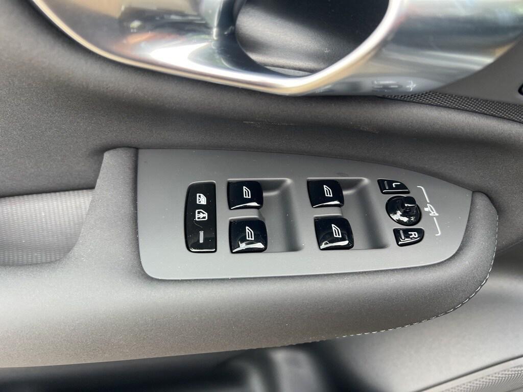 new 2025 Volvo XC90 car, priced at $66,245