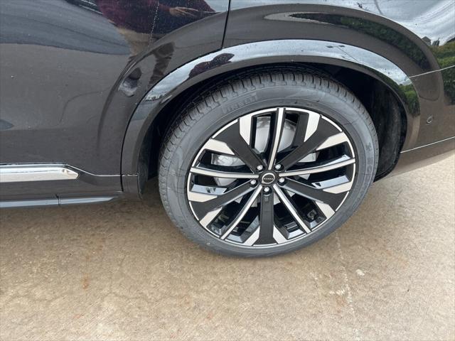 new 2025 Volvo XC90 car, priced at $69,245