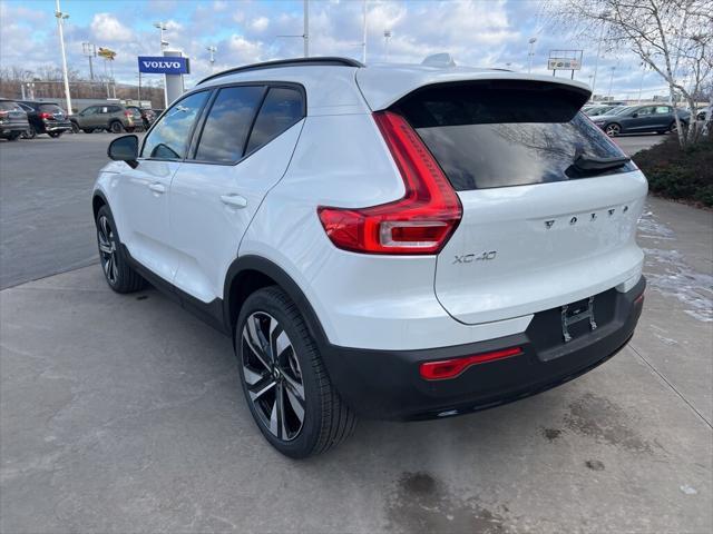 new 2025 Volvo XC40 car, priced at $49,790