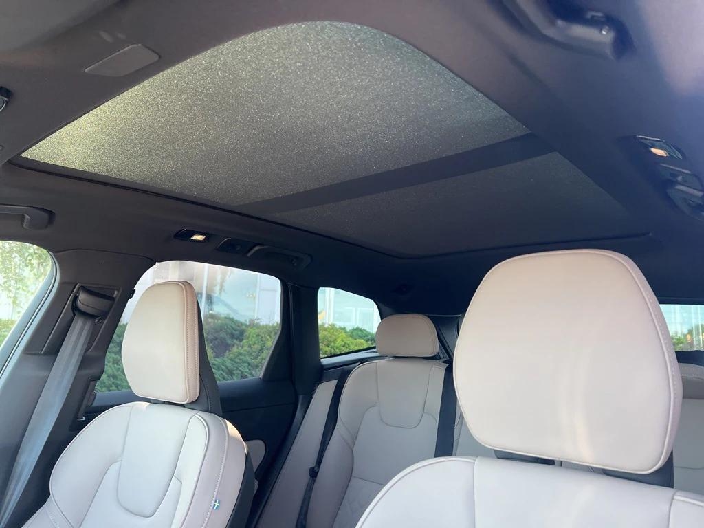 new 2026 Volvo XC60 car, priced at $57,985