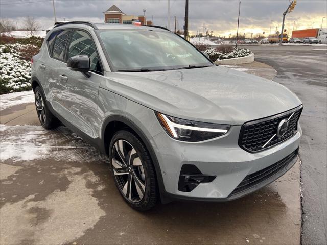 new 2025 Volvo XC40 car, priced at $52,215