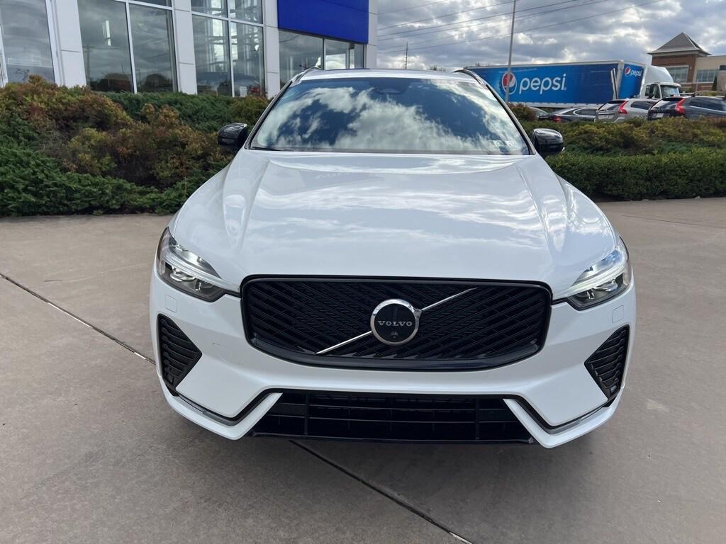 new 2026 Volvo XC60 car, priced at $61,935