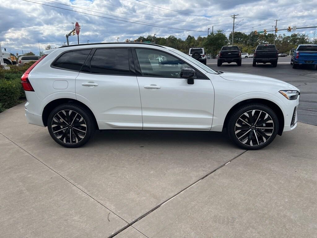 new 2026 Volvo XC60 car, priced at $61,935