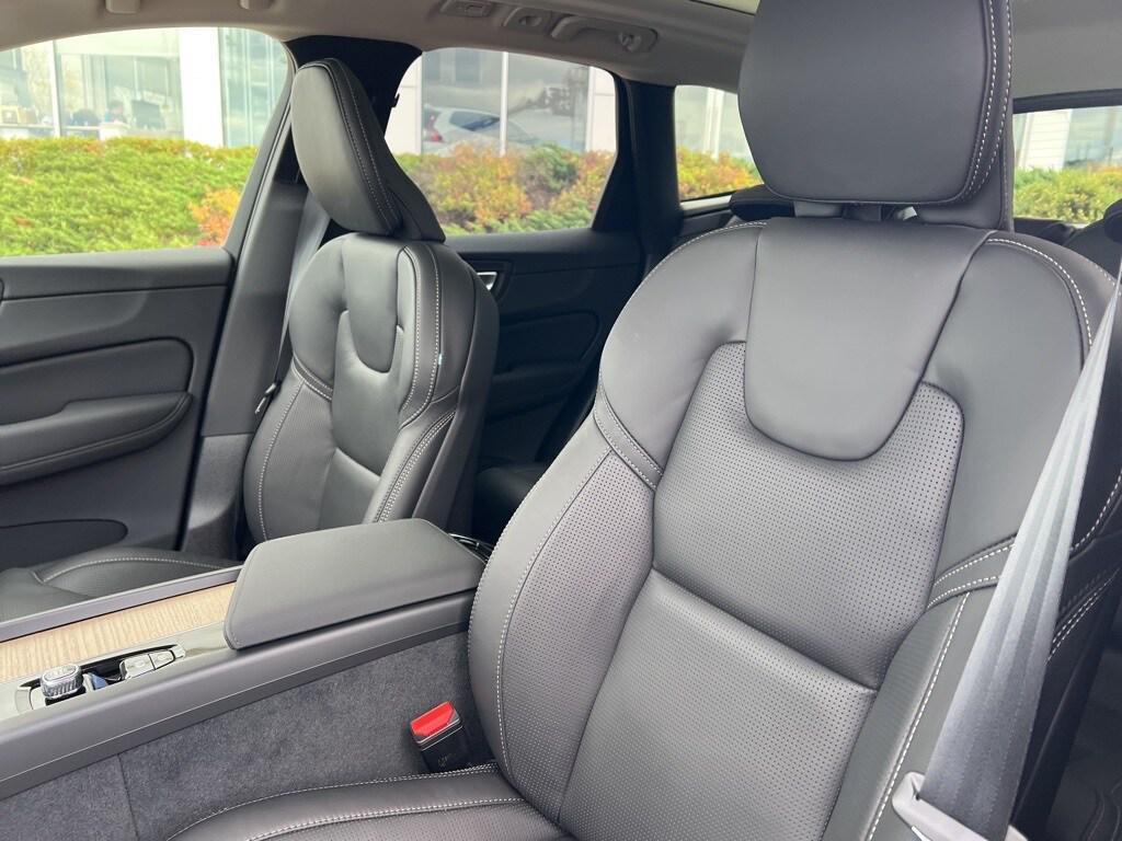 new 2026 Volvo XC60 car, priced at $61,935