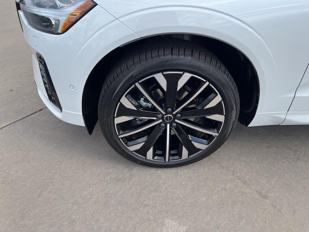 new 2026 Volvo XC60 car, priced at $61,935