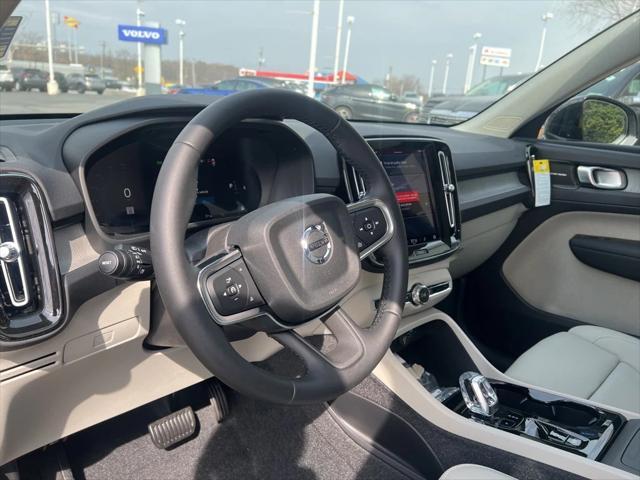 new 2025 Volvo XC40 car, priced at $52,235