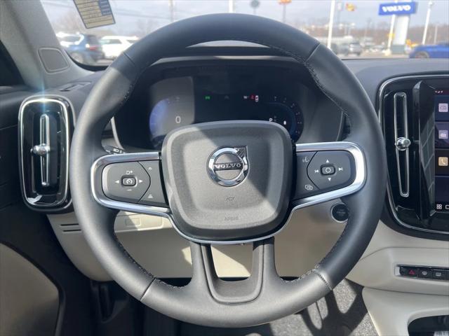 new 2025 Volvo XC40 car, priced at $52,235