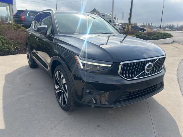 new 2025 Volvo XC40 car, priced at $52,235