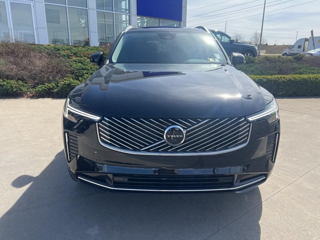 new 2025 Volvo XC90 car, priced at $65,155