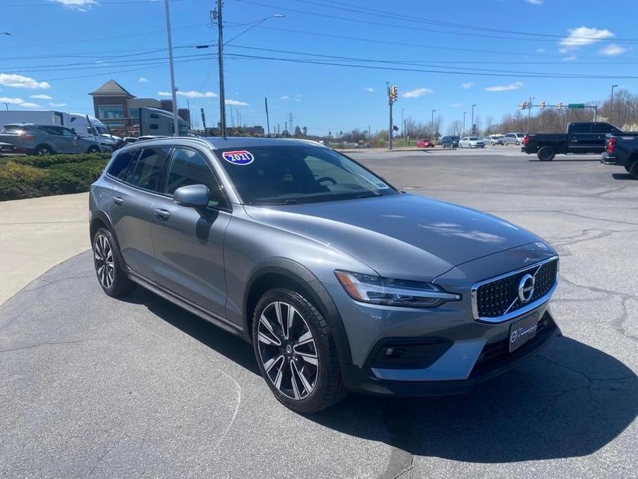 used 2021 Volvo V60 Cross Country car, priced at $37,510