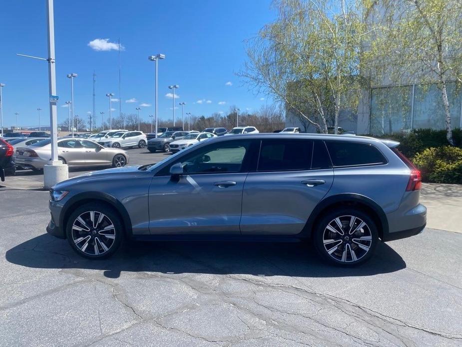 used 2021 Volvo V60 Cross Country car, priced at $37,198