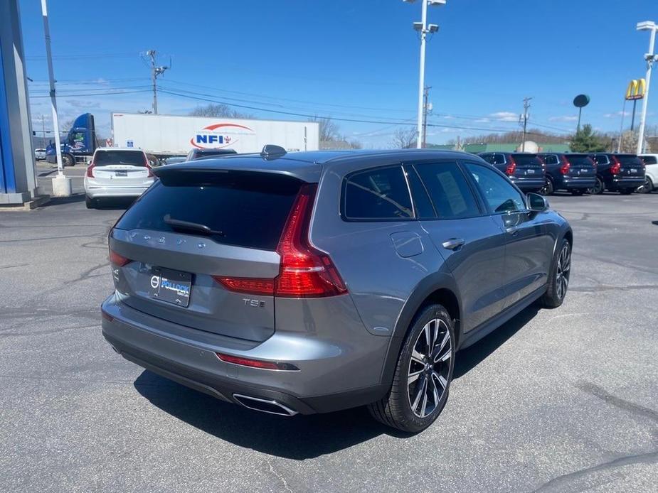 used 2021 Volvo V60 Cross Country car, priced at $36,436