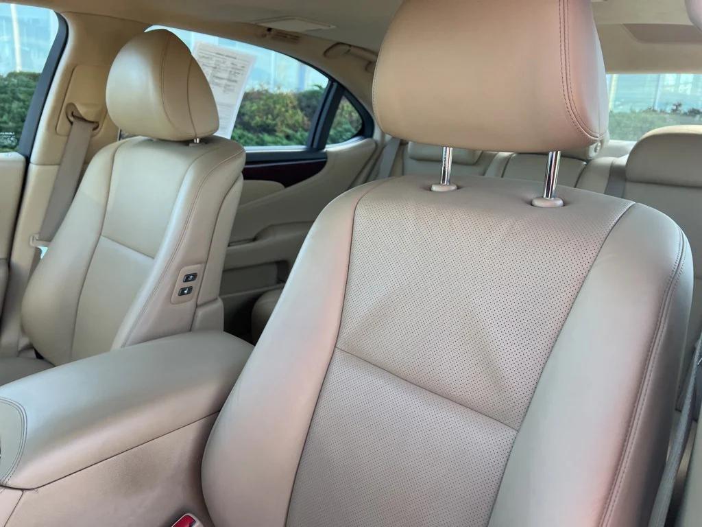 used 2007 Lexus LS 460 car, priced at $12,358