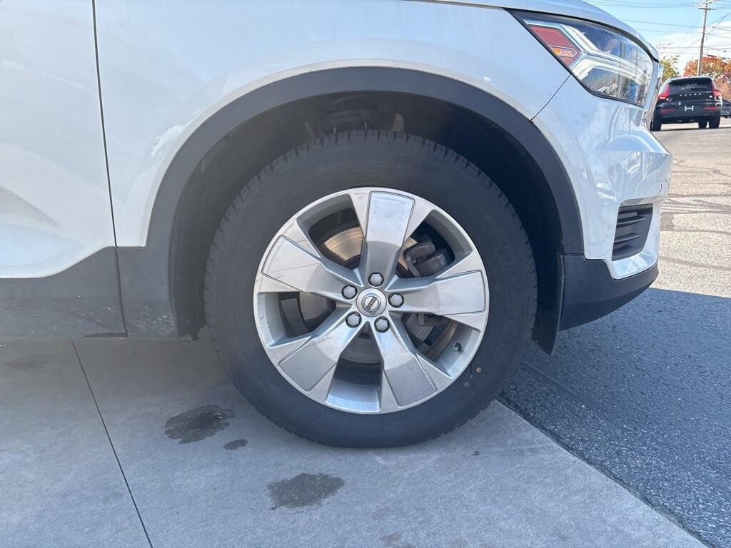 used 2020 Volvo XC40 car, priced at $19,995