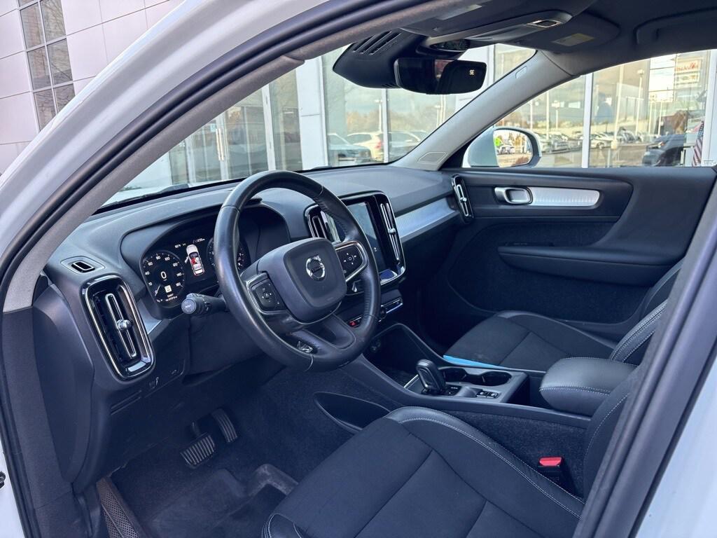 used 2020 Volvo XC40 car, priced at $19,995