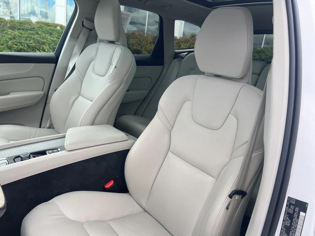 used 2024 Volvo XC60 car, priced at $42,995