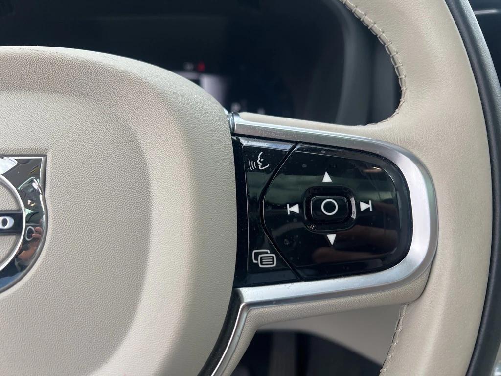 used 2024 Volvo XC60 car, priced at $42,995