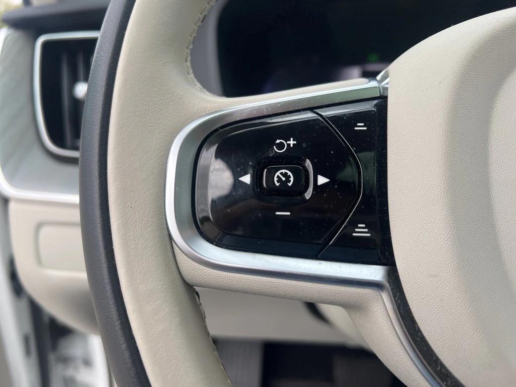 used 2024 Volvo XC60 car, priced at $42,995