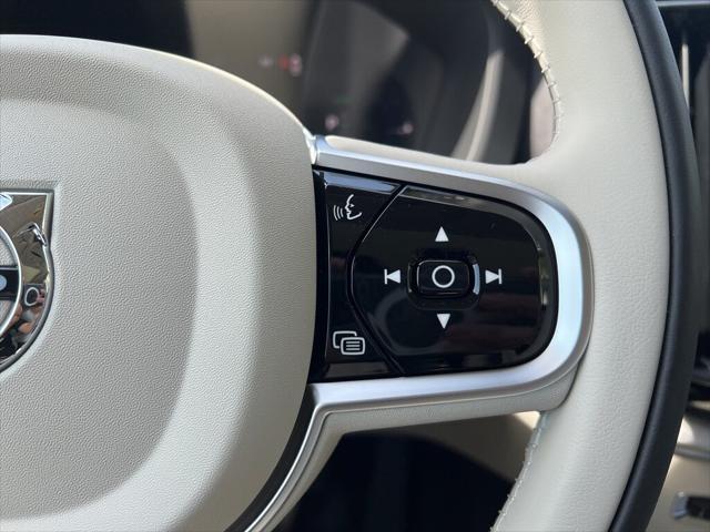 new 2025 Volvo XC60 Plug-In Hybrid car, priced at $66,260