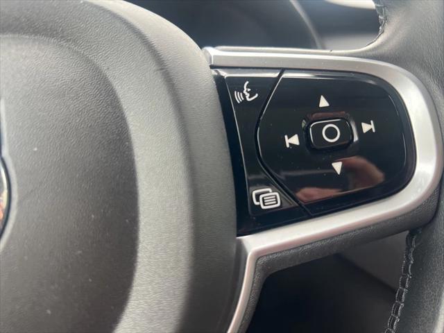used 2022 Volvo XC90 car, priced at $32,725