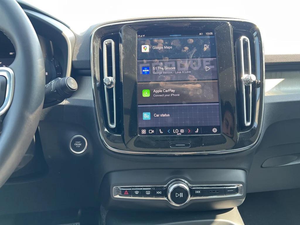 used 2025 Volvo XC40 car, priced at $35,995
