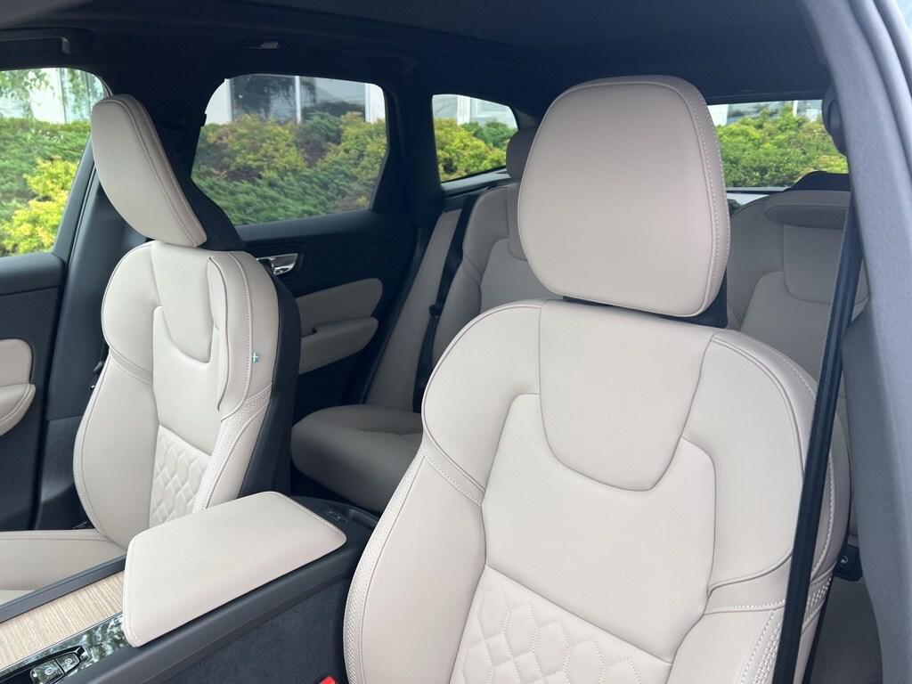 new 2026 Volvo XC60 car, priced at $55,560