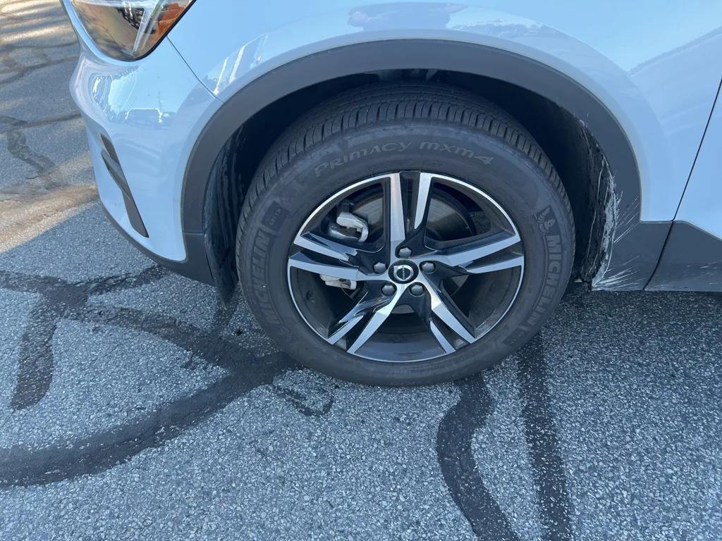used 2025 Volvo XC40 car, priced at $34,995