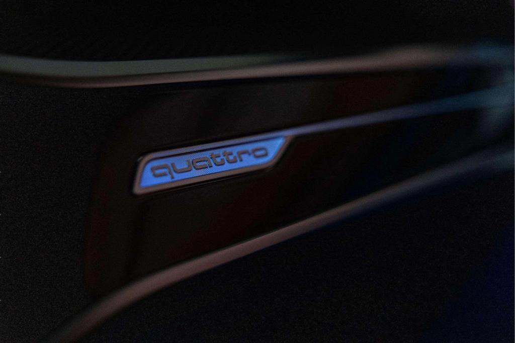 used 2023 Audi RS 6 Avant car, priced at $114,888